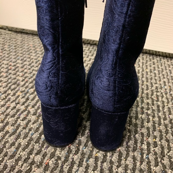 Refresh Navy Blue Velvet Boots - Picture 4 of 7
